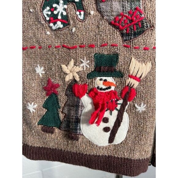 Victoria Jones Vintage Christmas Sweater Embroidery GrandmaCore Cardigan Snowman - Picture 8 of 11